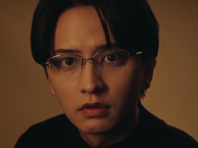 Takaaki is portrayed by Toshiki Seto (瀬戸利樹).