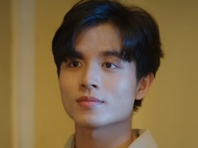 Hai Au is portrayed by Vietnamese actor Truong Cao Khoa (Trương Cao Khoa).