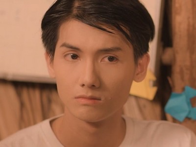 Dang is portrayed by the Thai actor Ngoan Truong (Trương Văn Ngoãn).