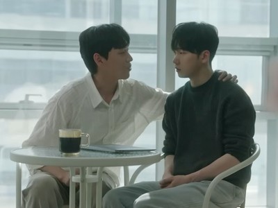 Siwoo and Seongjae are good friends.