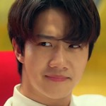 Tao-hu is portrayed by Thai actor Jeng Chotipat Suthadsanasoung (เจ๋ง โชติพัฒน์ สุทัศนทรวง).