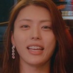 Asuka is portrayed by a Japanese performer Baku Idegami (井手上漠).