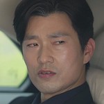 Jeonghan's father is portrayed by a Korean actor.