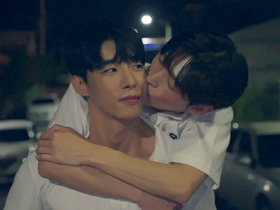 Iljo and Jeonghan become close.