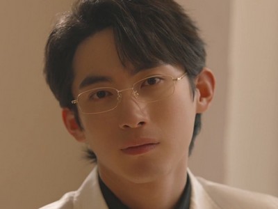 Jaetun is portrayed by Korean actor Jung Myeong Cheol (정명철).