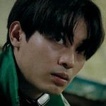 Kakutani is portrayed by Japanese actor Ryota Kobayashi (小林亮太).