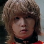 Sugiura is portrayed by Japanese actor Yuya Hozumi (保住有哉).