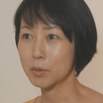 Ren's mother is portrayed by a Japanese actress.