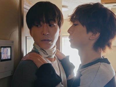 Takuzo and Shinpei get intimate.