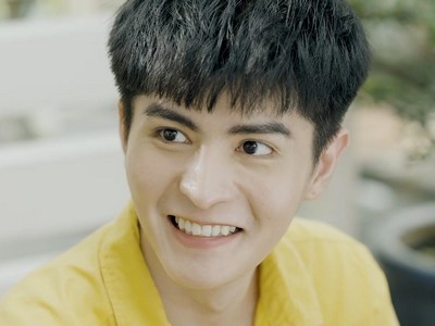 Phuc is portrayed by the Vietnamese actor Vuong Thien Hac (Vương Thiên Hạc).