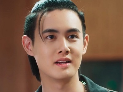 Mayom is portrayed by the Thai BL actor Bank Toranin Manosudprasit (แบงค์ ธรณินทร์ มโนสุดประสิทธิ์).