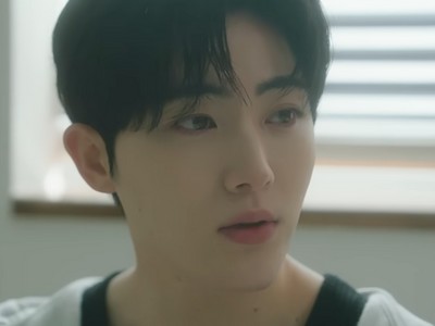 Yujun is portrayed by a Korean actor Seo Jeong Hyun (서정현).