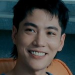 The company president is portrayed by Taiwanese actor Sam Lin (林子閎).