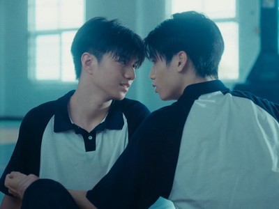Xiang Yong and Hao Wei used to be high school friends.