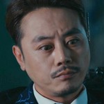 Chairman Lee is portrayed by Korean actor Choi Sang Hak (최상학).