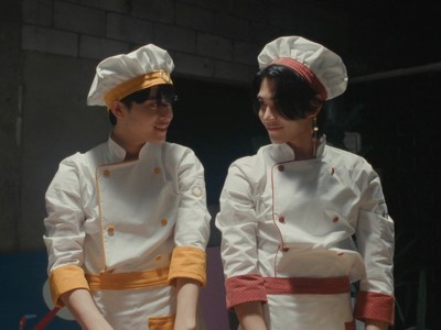Wooju and Raon work in the same bakery.