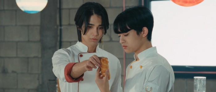 Wooju Bakery is a Korean sci-fi comedy BL series about a bakery owner and an alien. The lead is shocked when a UFO crashes into his shop. He meets an alien prince who needs his help on Earth.