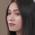 Susi is portrayed by the Thai actress Ticha Kanticha Chumma (ติช่า กันติชา ชุมมะ).