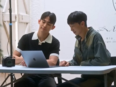 Wootae and Iseop grow close after meeting.