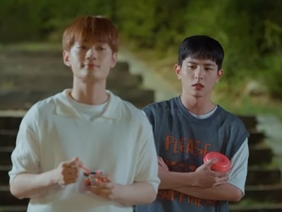 Jaehon and Sunwoo are university rivals.