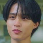 Riku is portrayed by Keigo Nakayama (中山敬悟).