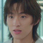 Teerak is portrayed by Thai actor Kong Kongpob Jirojmontri (ก้อง ก้องภพ จิโรจน์มนตรี).