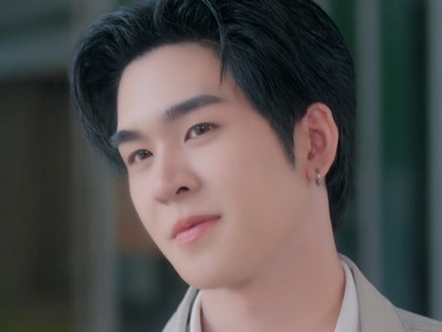 Real is portrayed by Thai actor Auau Thanaphum Sestasittikul (อู่อู๋ ธนภูมิ เศรษฐสิทธิกุล).